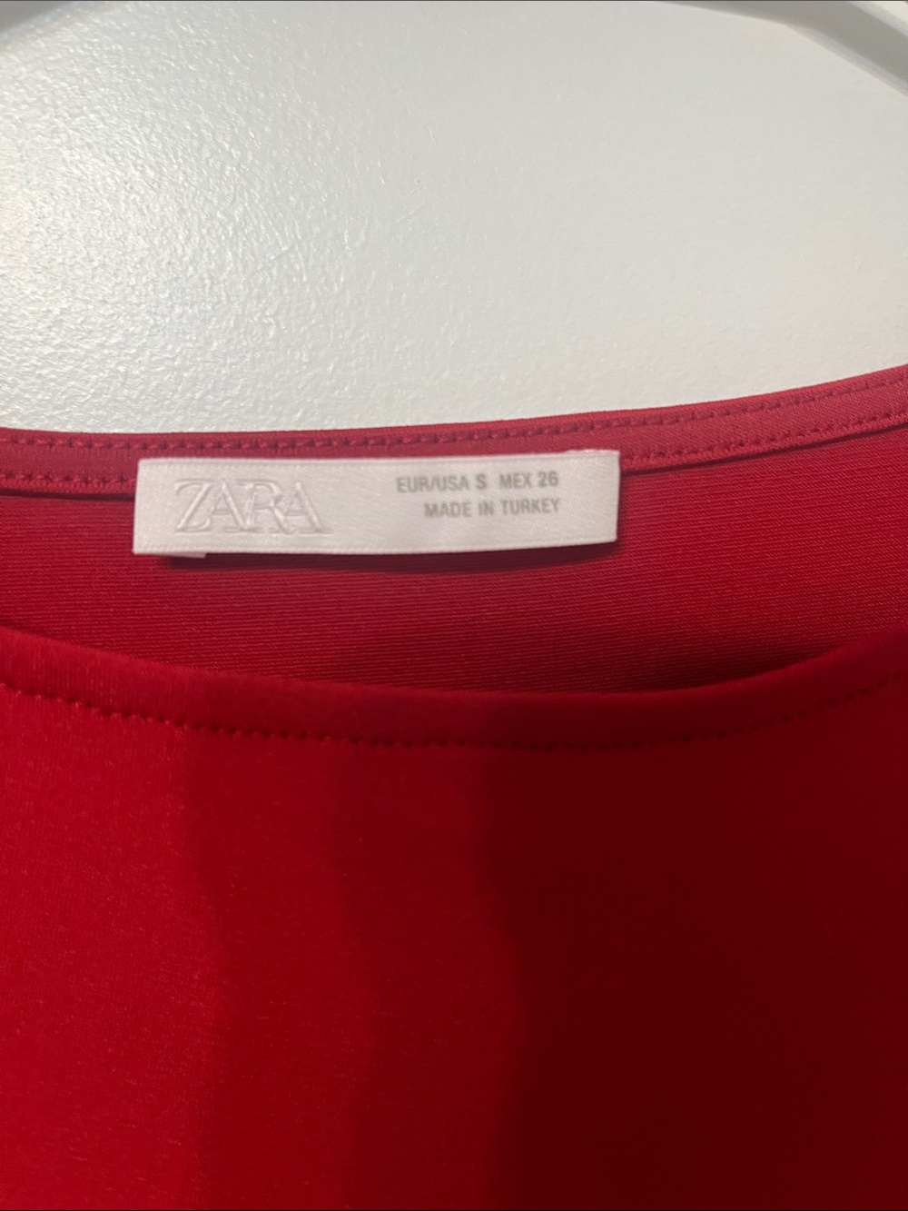 Zara Red Long-Sleeve Draped Side Tee - Picture 2 of 2